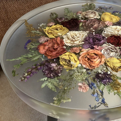 Clear Round Epoxy Resin Dining Table with Real Rose Bouquet Inlay Artistic Floral Centerpiece