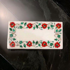 Handcrafted Marble Inlay Cutting Board – Elegant Floral Design for Luxury Kitchens